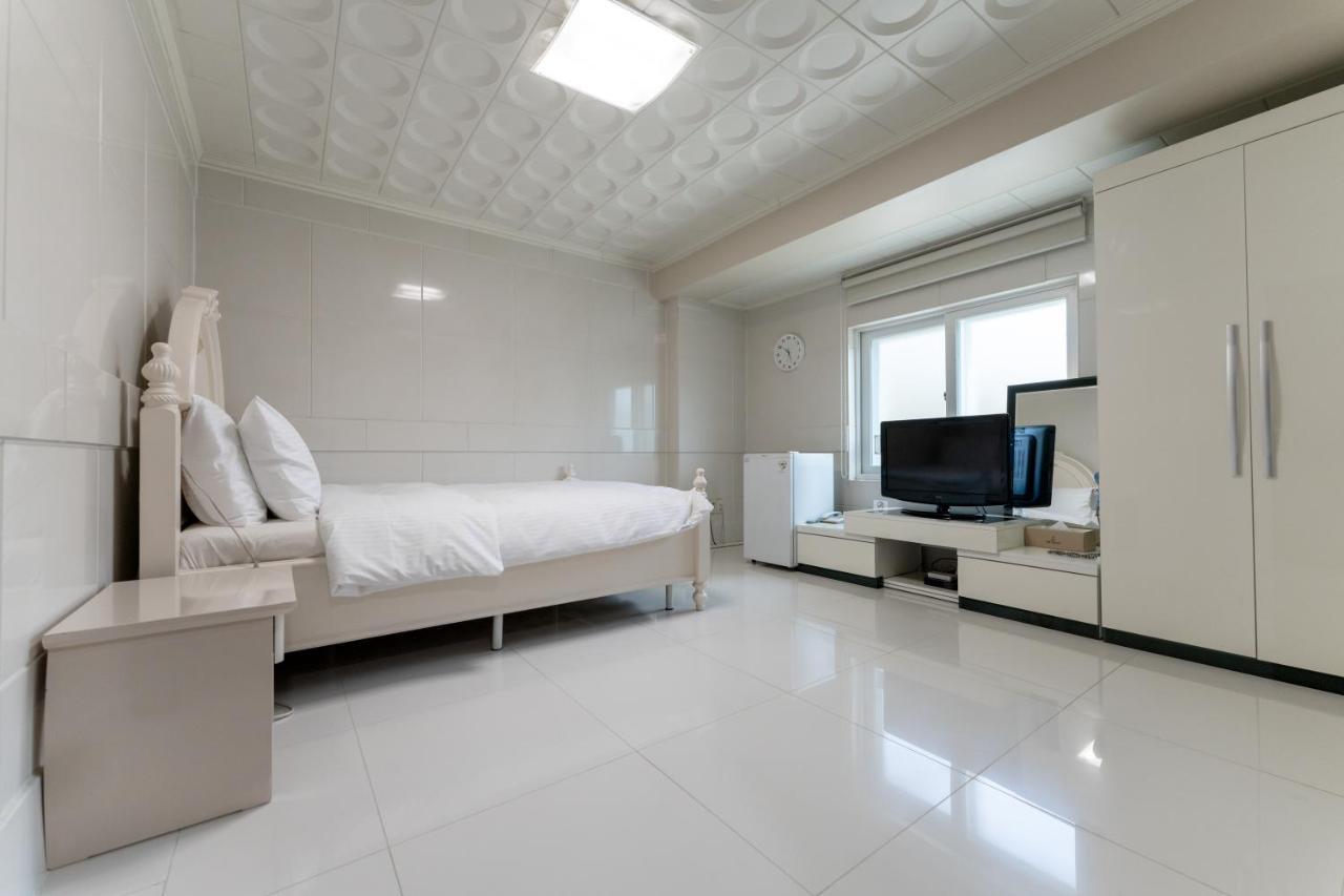 Hotel Gaya Seongju Exterior photo